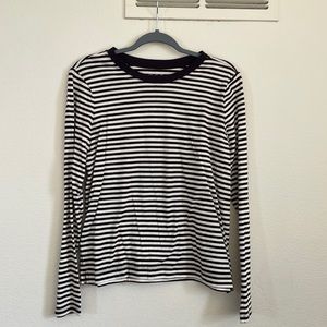 Never worn size medium, black, and white striped long sleeve T-shirt from loft